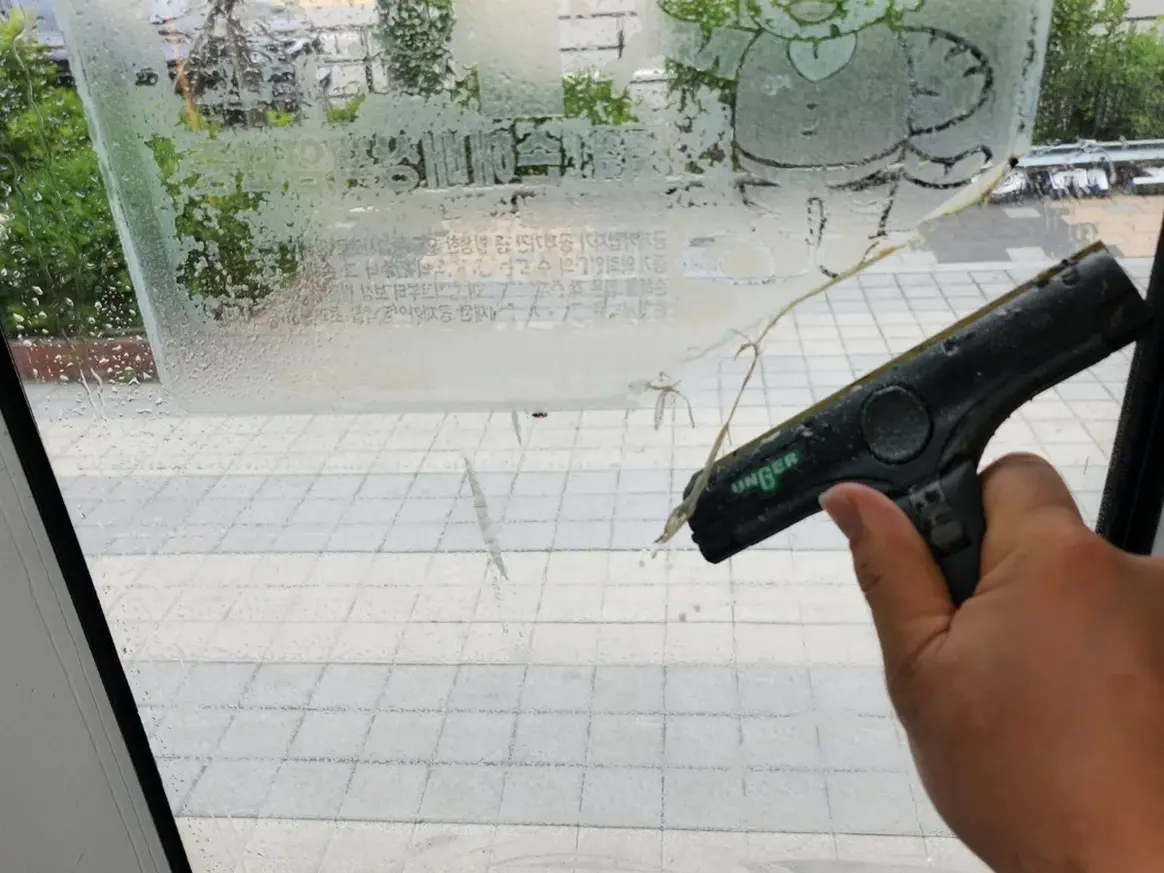 가평군 상면 현장 유리·새시 장비 주변 정밀 위생청소 사례 - 행진크린